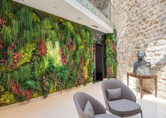 Marmont Heritage Hotel (Adults Only)